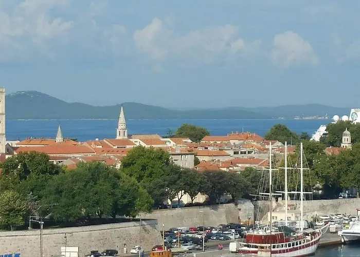 Panorama *