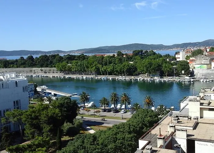 公寓 Panorama 扎达尔